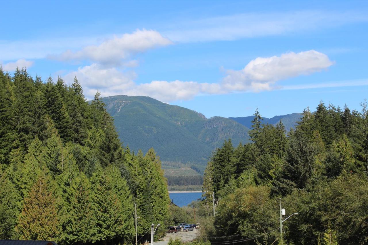 West Coast Trail Lodge Порт-Ренфрю Экстерьер фото