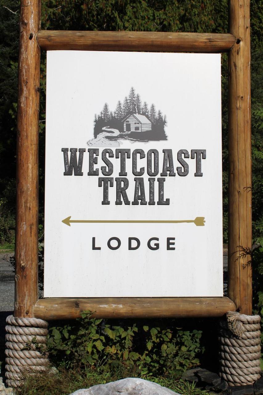 West Coast Trail Lodge Порт-Ренфрю Экстерьер фото